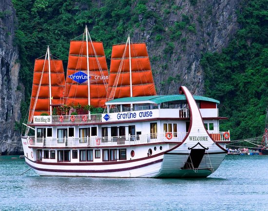 GRAY LINE CRUISE 2 DAYS 1 NIGHT & 3 DAYS 2 NIGHTS from 231 USD/cabin only